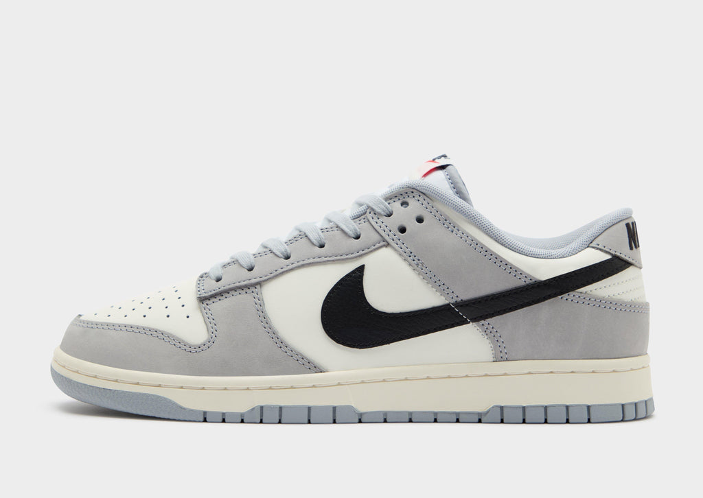 NIKE DUNK LOW